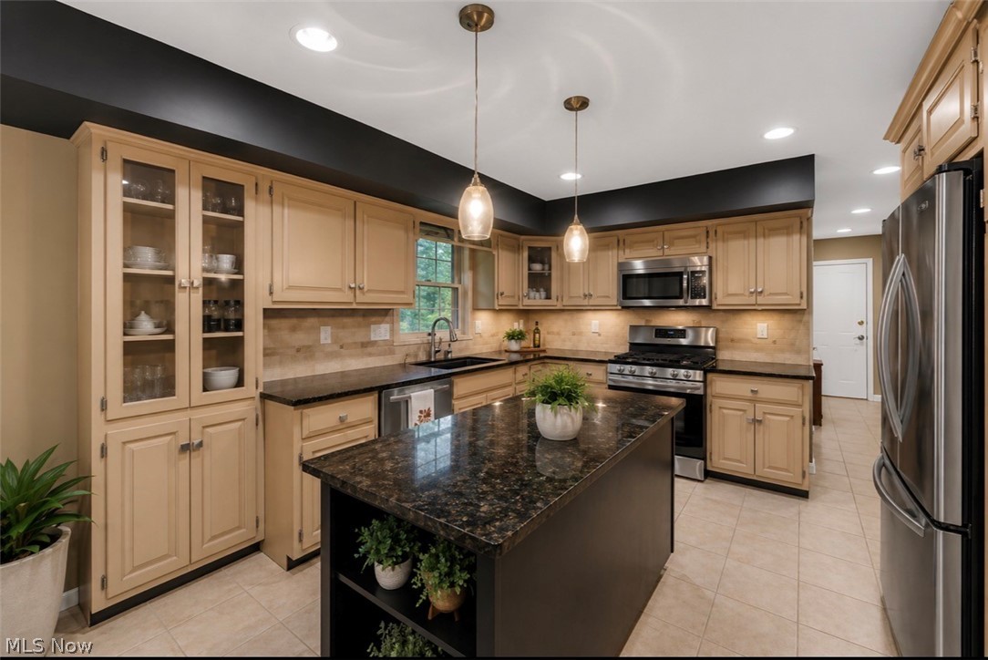 106 Lethbridge Circle Akron OH 44321