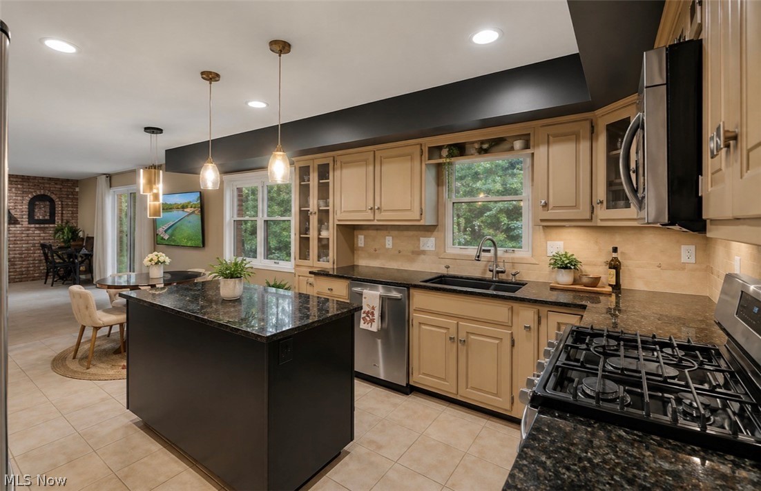 106 Lethbridge Circle Akron OH 44321