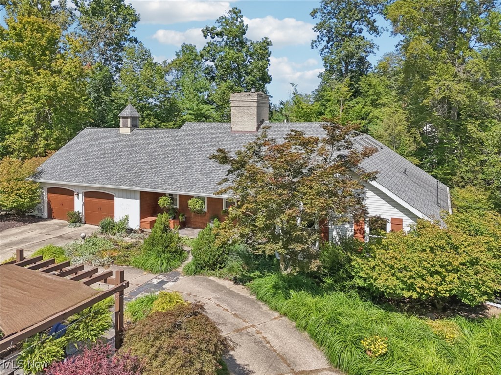 Medina OH, 990 Shorewood Drive