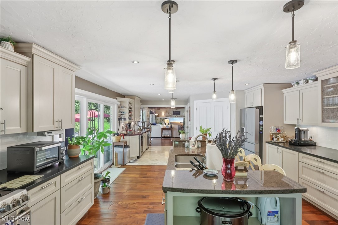 990 Shorewood Drive Medina OH 44256