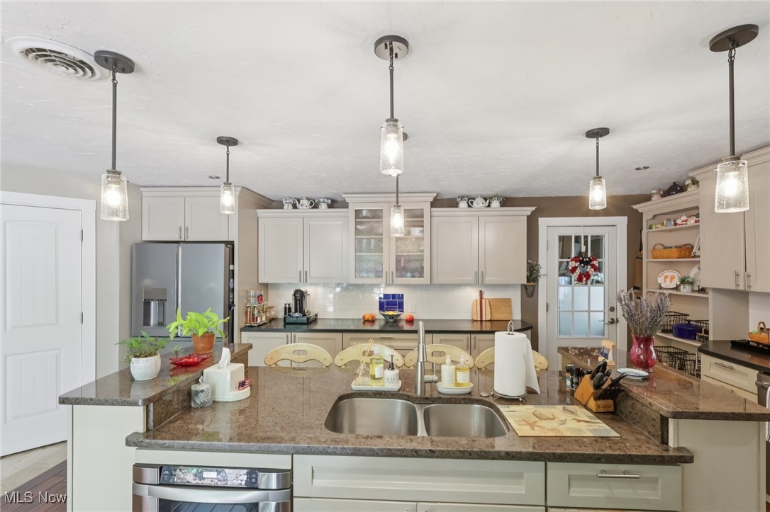 990 Shorewood Drive Medina OH 44256