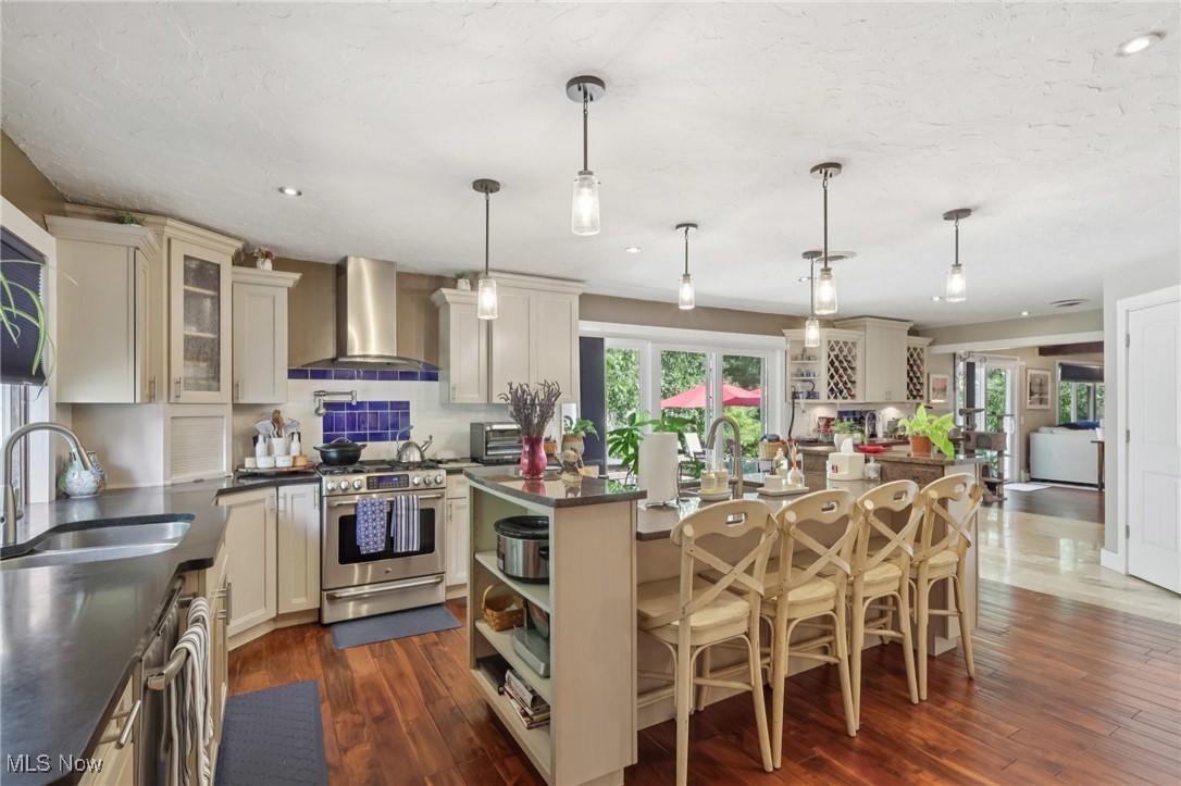 990 Shorewood Drive Medina OH 44256