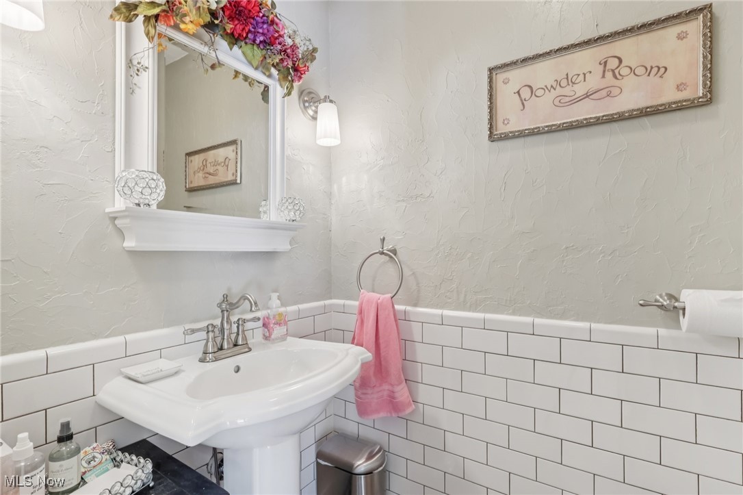 990 Shorewood Drive Medina OH 44256