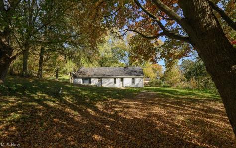 7583 N 4th Avenue Clinton OH 44216