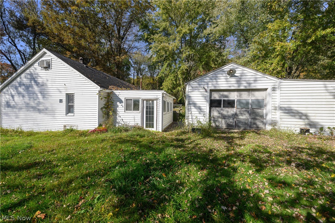 7583 N 4th Avenue Clinton OH 44216
