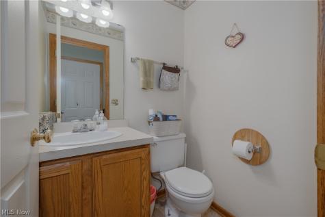7540 Cheverton Circle NW Massillon OH 44646
