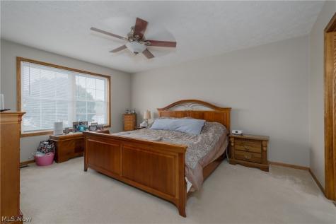 7540 Cheverton Circle NW Massillon OH 44646