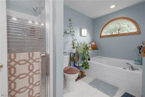 7540 Cheverton Circle NW Massillon OH 44646