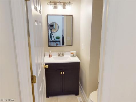4898 Highland Place Court Richmond Heights OH 44143