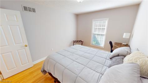 4898 Highland Place Court Richmond Heights OH 44143