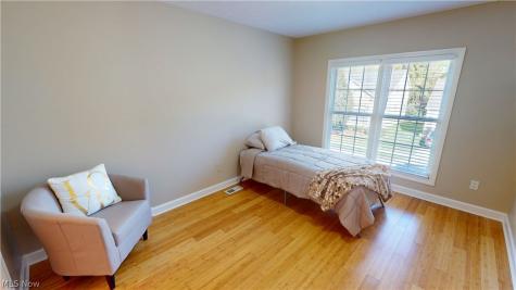 4898 Highland Place Court Richmond Heights OH 44143