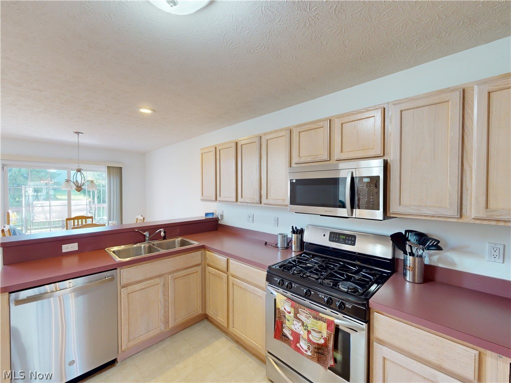 4898 Highland Place Court Richmond Heights OH 44143