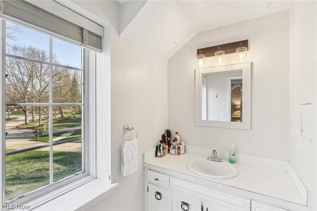 7391 Briarwood Drive Mentor OH 44060