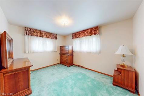 401 Linduff Avenue Steubenville OH 43952