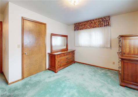 401 Linduff Avenue Steubenville OH 43952