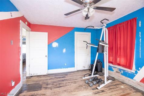 962 Woodward Avenue Akron OH 44310