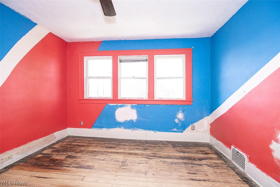 962 Woodward Avenue Akron OH 44310