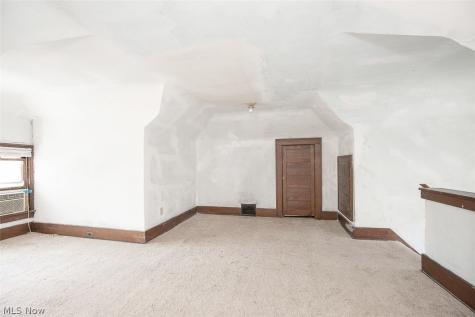962 Woodward Avenue Akron OH 44310