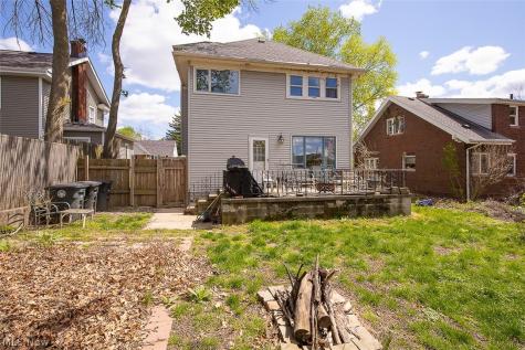 962 Woodward Avenue Akron OH 44310