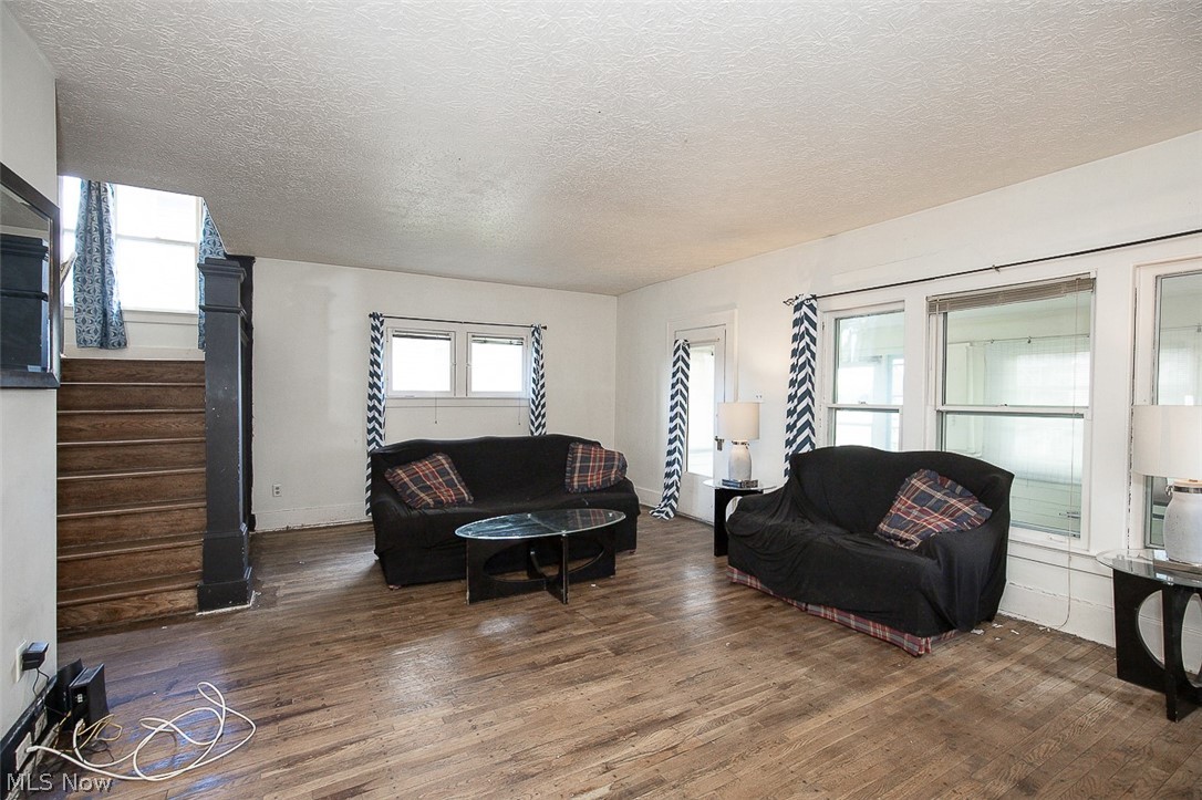 962 Woodward Avenue Akron OH 44310