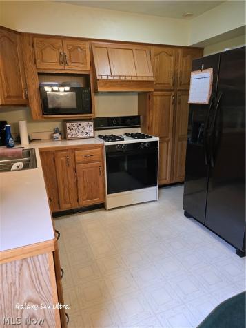 10004 Mccallum Avenue NE Alliance OH 44601