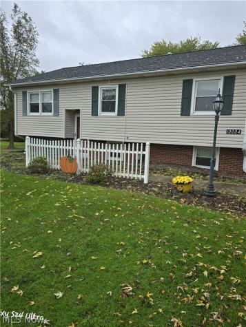 10004 Mccallum Avenue NE Alliance OH 44601