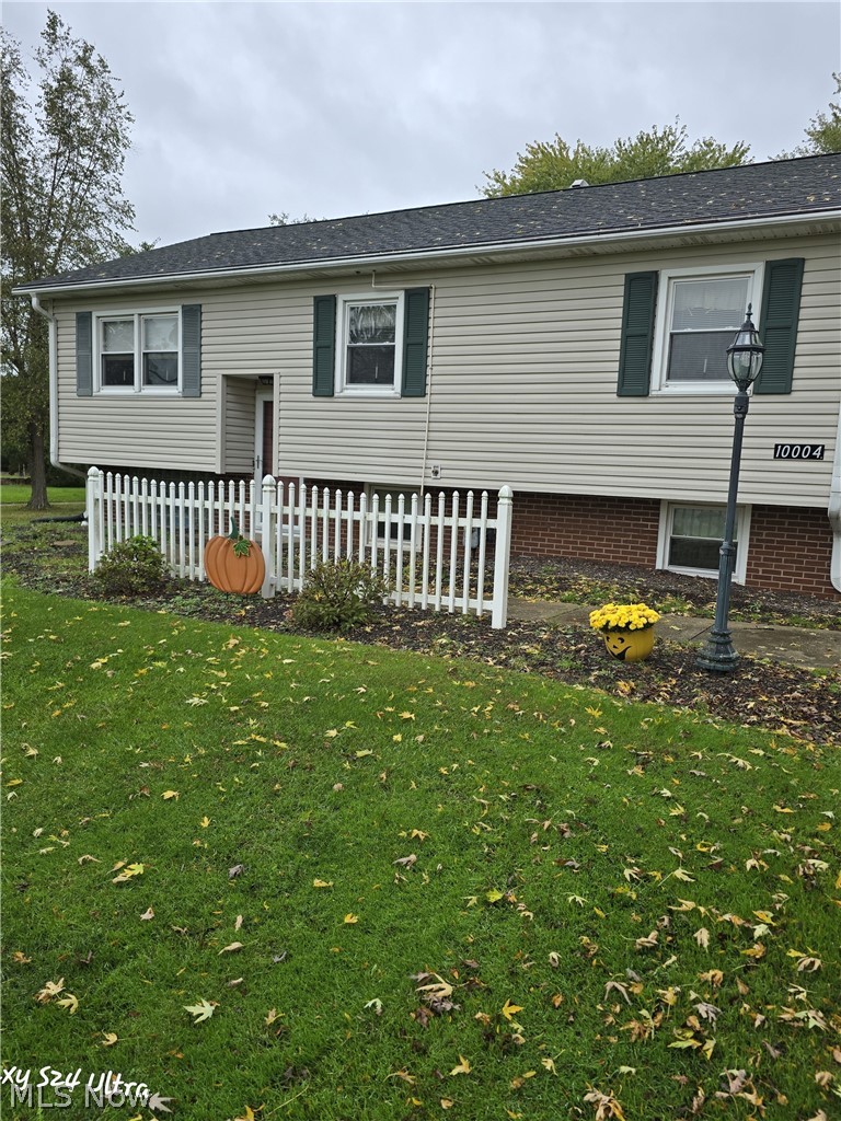 10004 Mccallum Avenue NE Alliance OH 44601