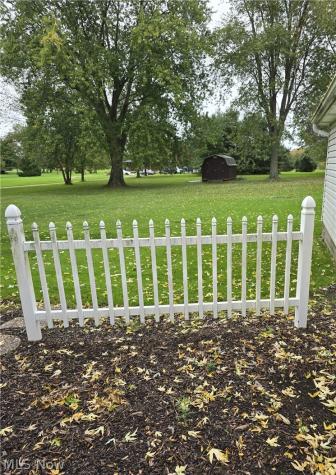 10004 Mccallum Avenue NE Alliance OH 44601