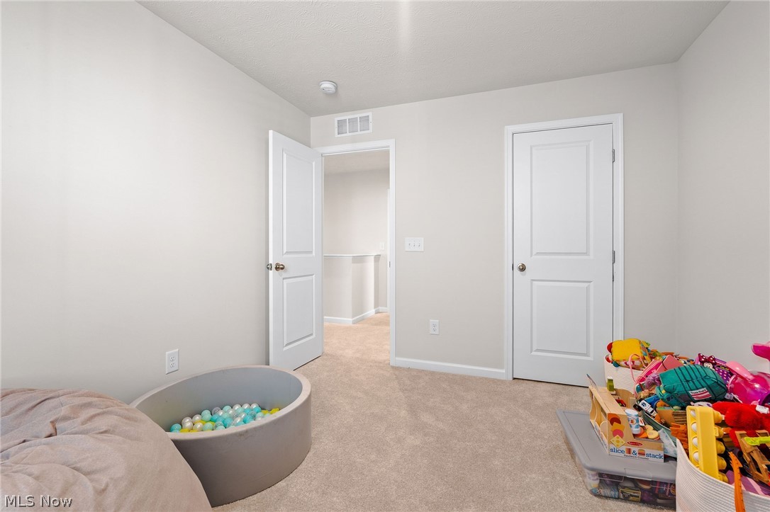 218 Leather Leaf Drive Elyria OH 44035