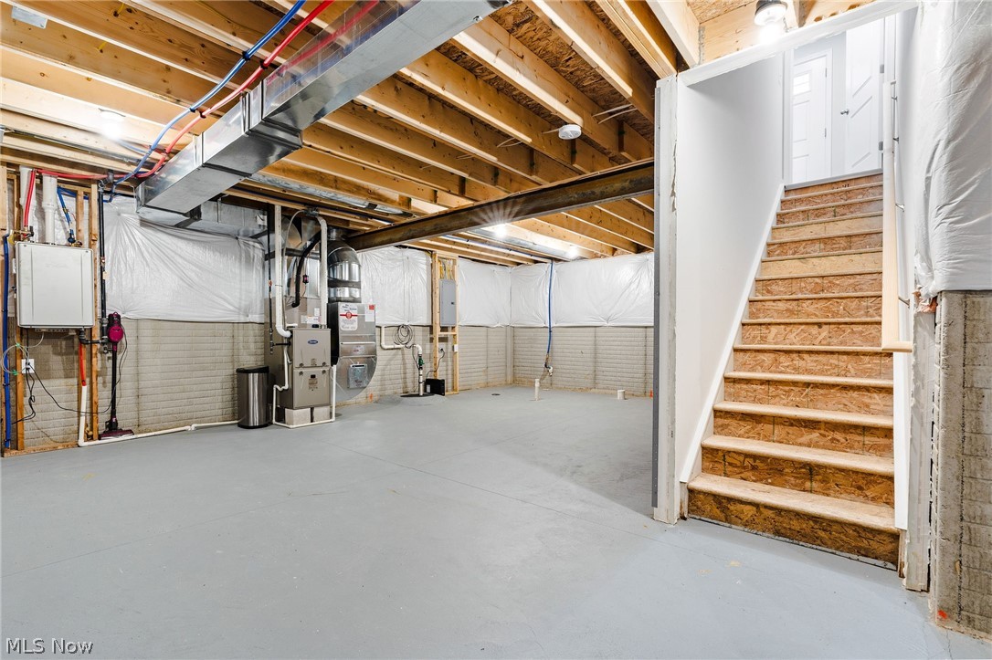 218 Leather Leaf Drive Elyria OH 44035