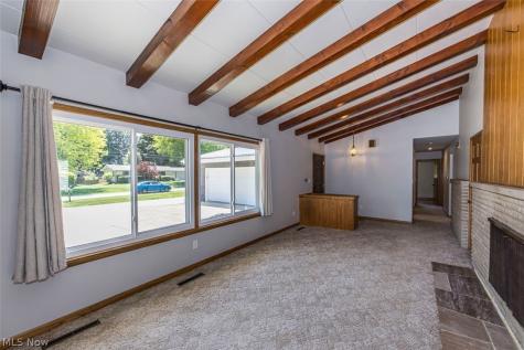 482 Fairwood Drive Tallmadge OH 44278