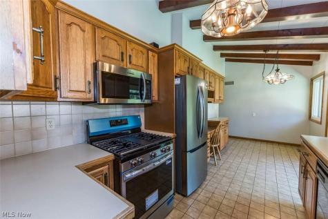 482 Fairwood Drive Tallmadge OH 44278