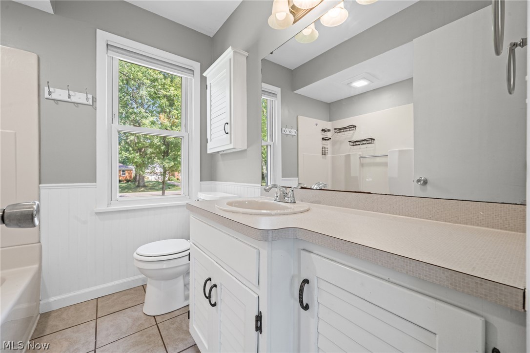 37695 Caroline Drive Avon OH 44011