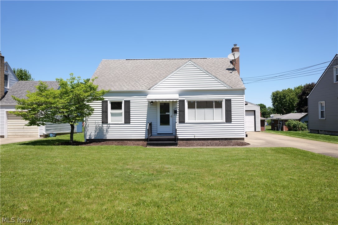 187 Helena Drive Struthers OH 44471