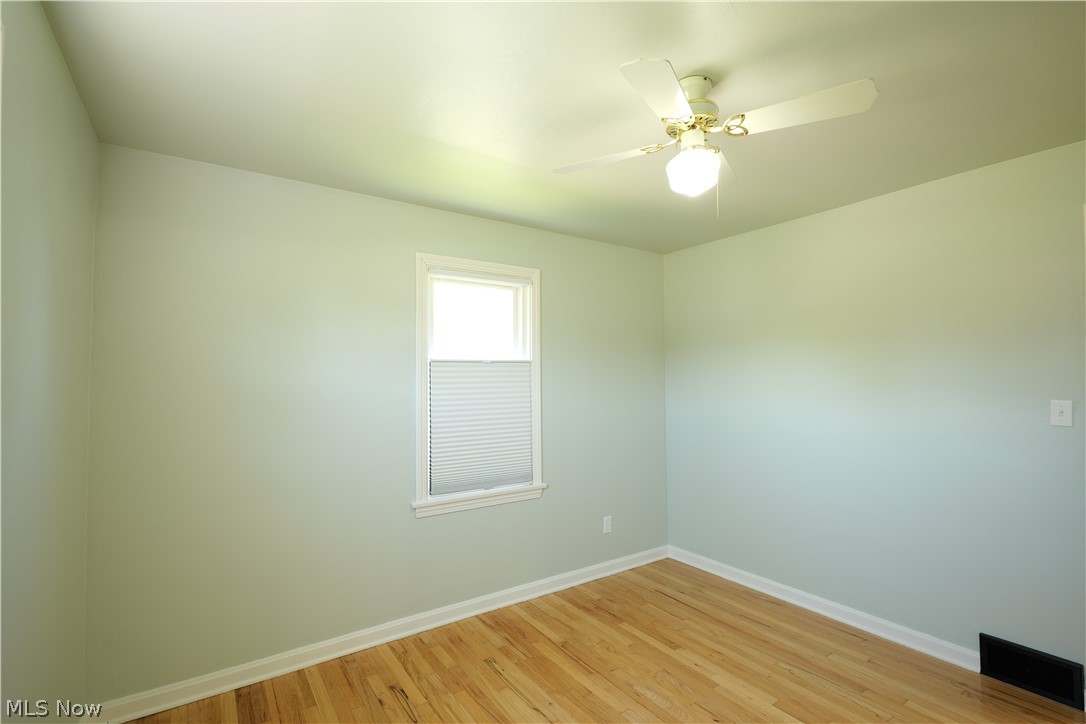 187 Helena Drive Struthers OH 44471