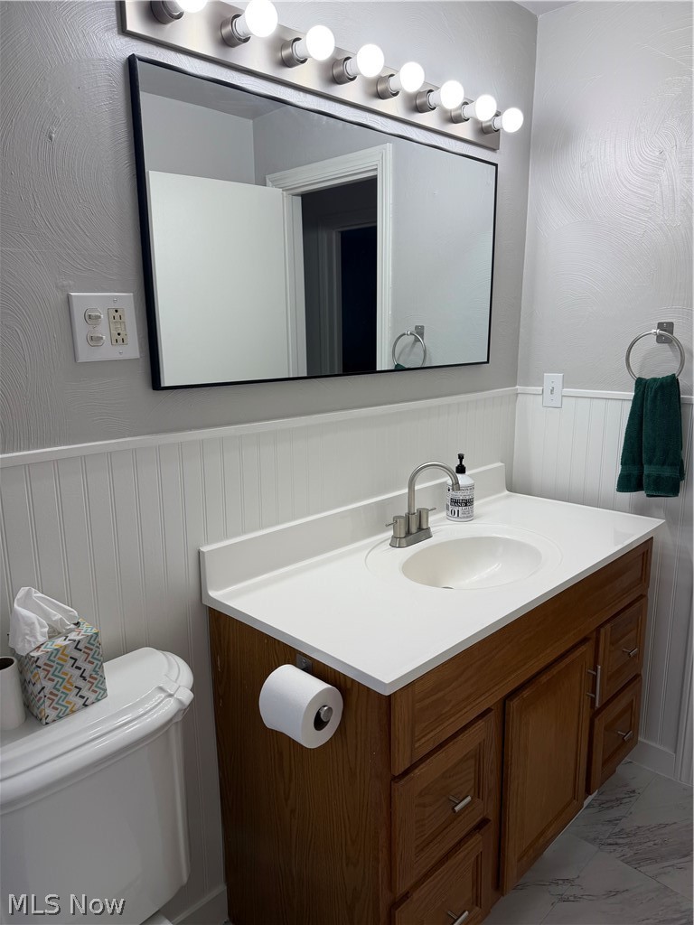 187 Helena Drive Struthers OH 44471