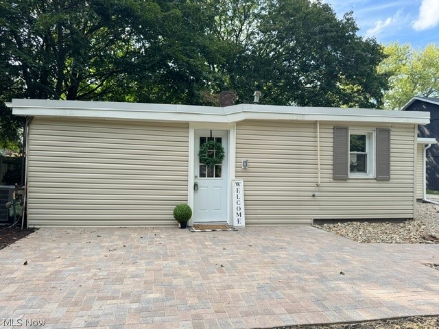 4527 Arlington Road Uniontown OH 44685