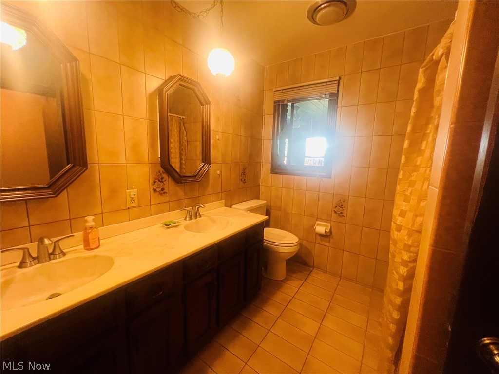55 Cheyenne Drive Girard OH 44420