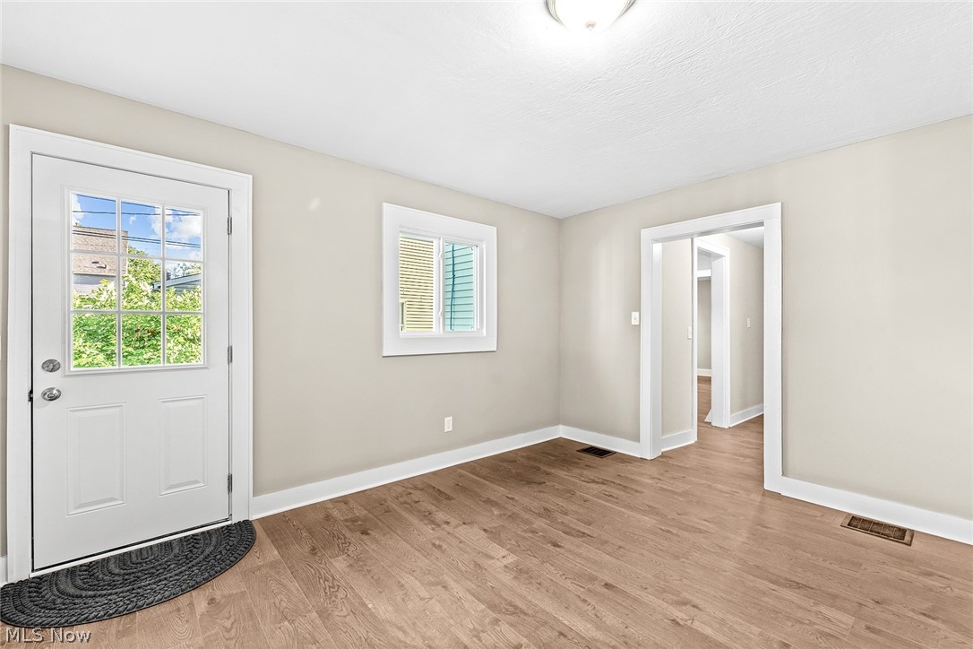 1421 Elder Avenue Akron OH 44301
