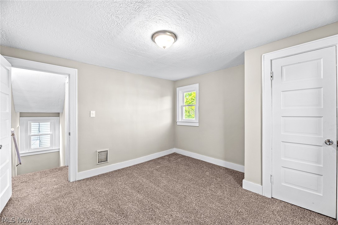 1421 Elder Avenue Akron OH 44301