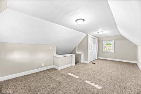 1421 Elder Avenue Akron OH 44301