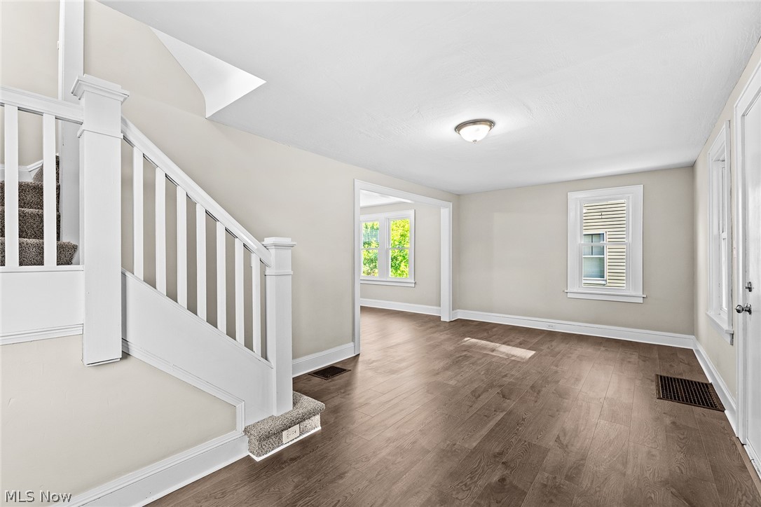 1421 Elder Avenue Akron OH 44301