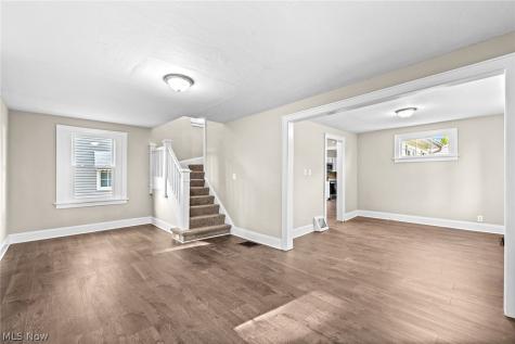 1421 Elder Avenue Akron OH 44301