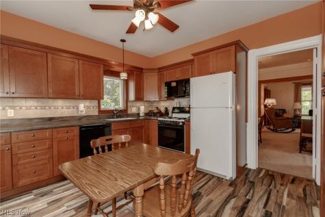 37841 2nd Street Willoughby OH 44094