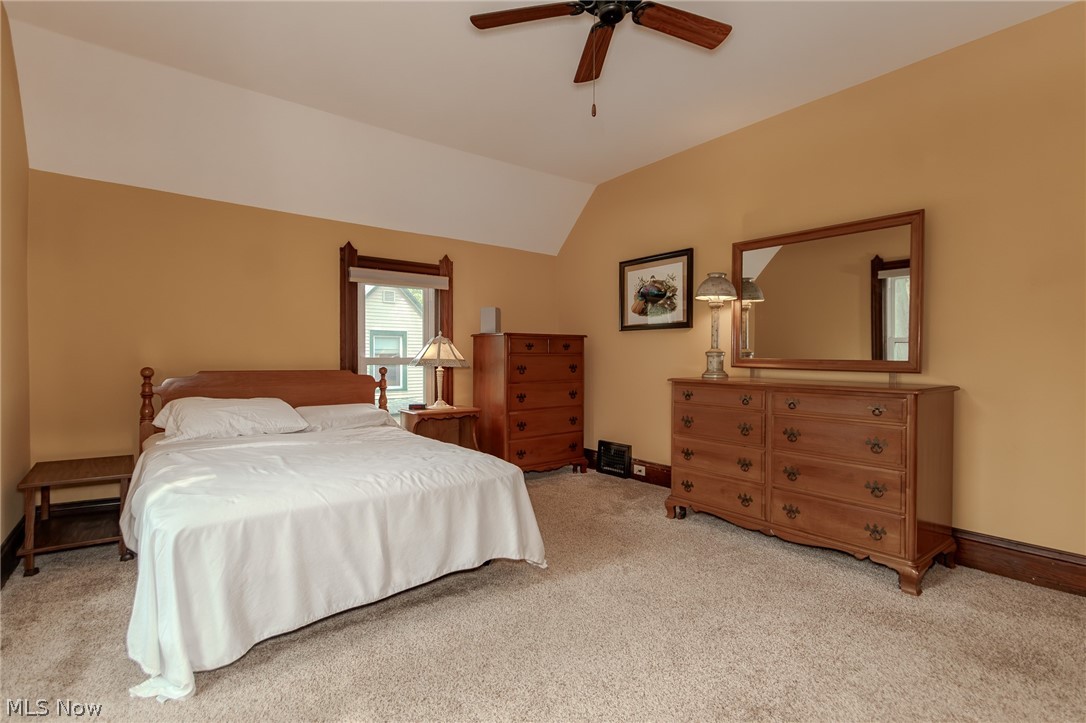 37841 2nd Street Willoughby OH 44094