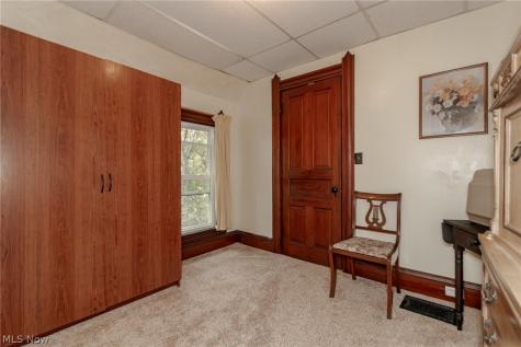 37841 2nd Street Willoughby OH 44094
