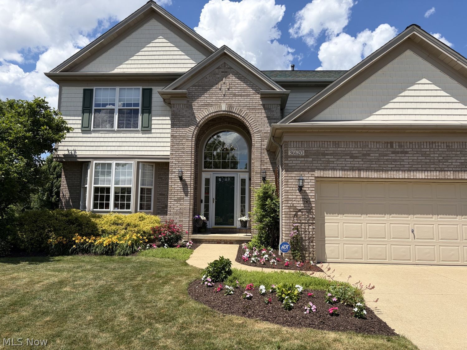 36620 Haverford Place Avon OH 44011