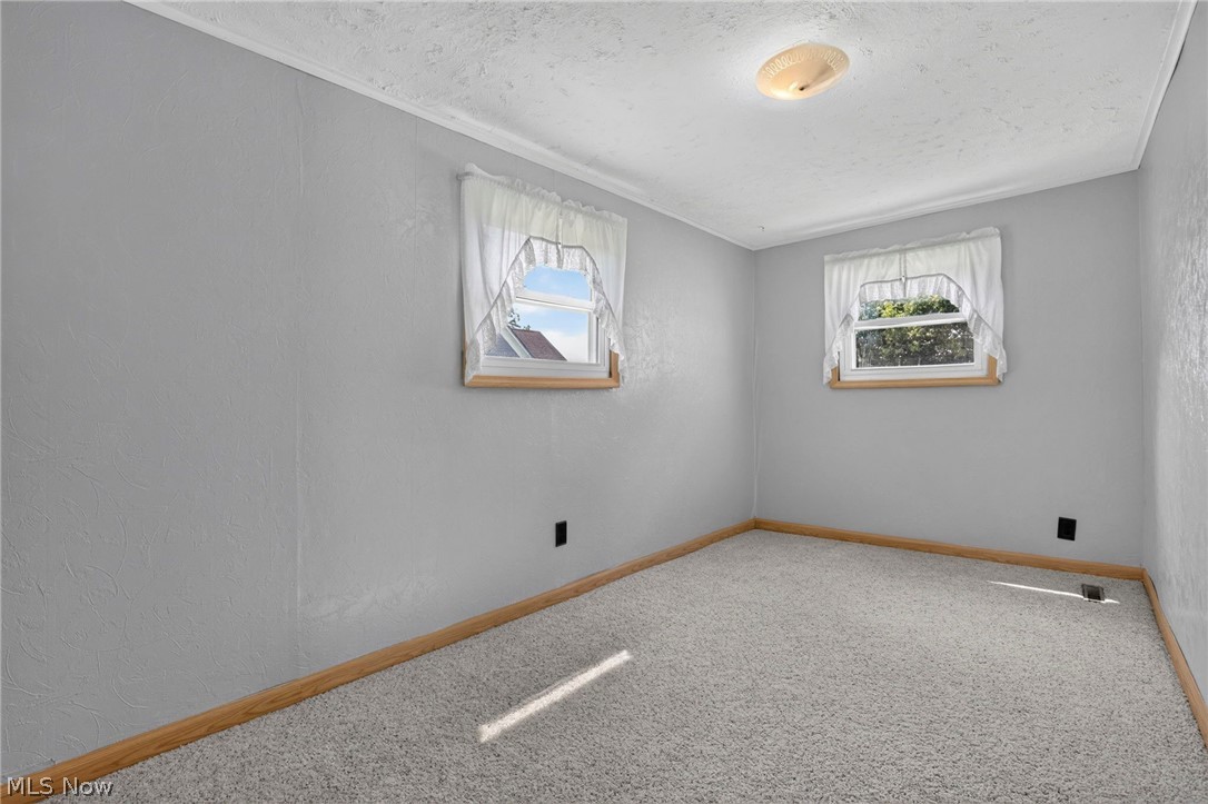 205 Leatherwood Street Cambridge OH 43725