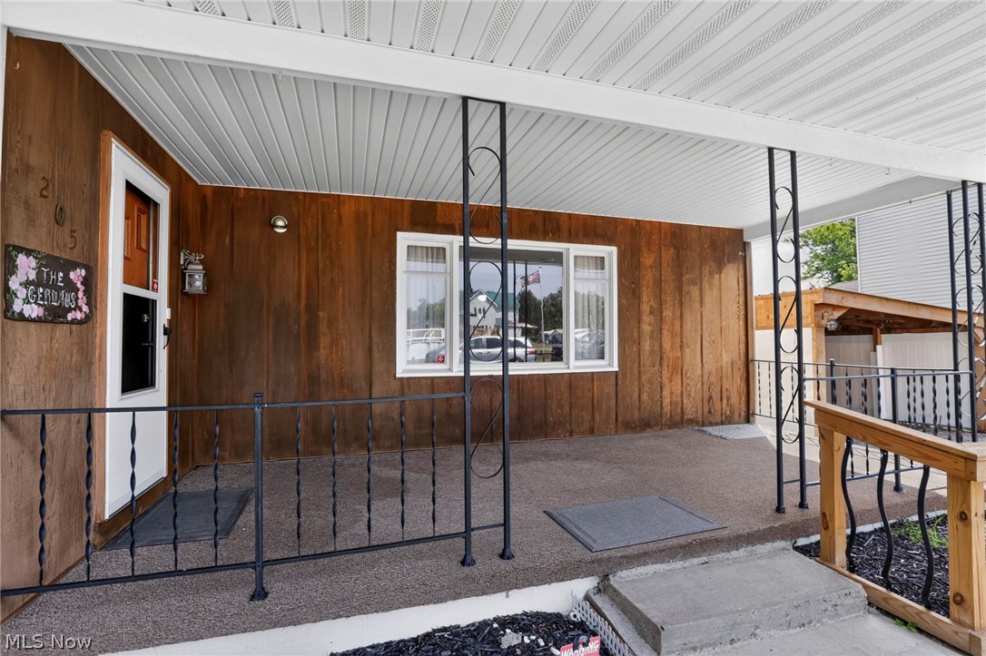 205 Leatherwood Street Cambridge OH 43725