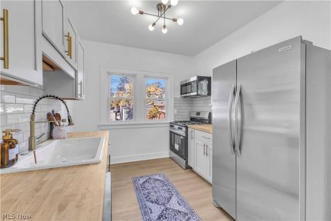 3289 Silsby Road Cleveland Heights OH 44118